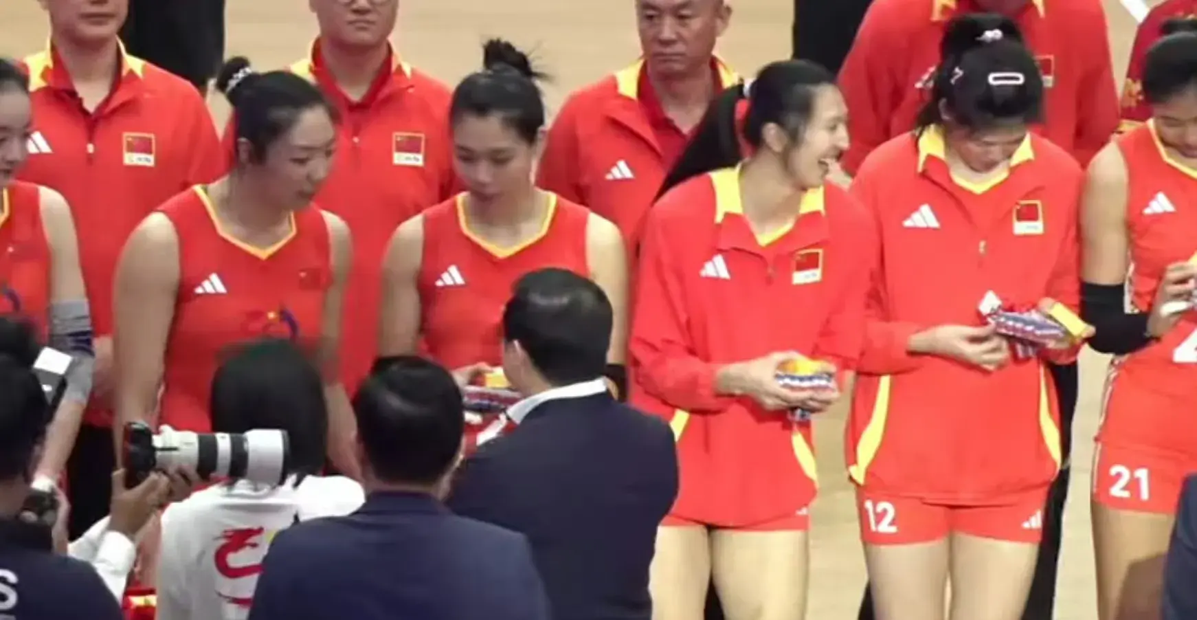 因此这应该, 中国女排好 因此这应该, 中国女排好