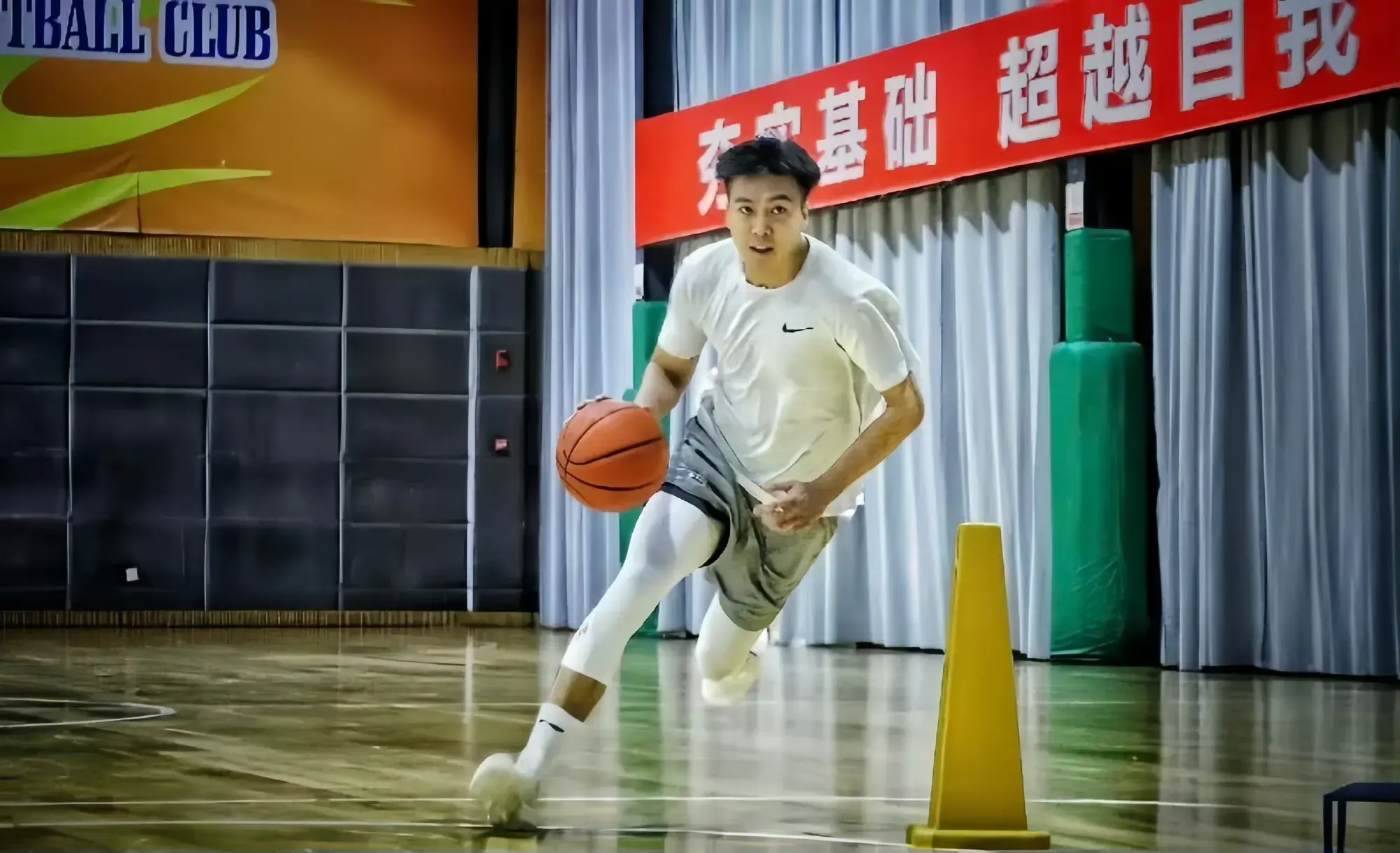 年续约合同, 支球队, https