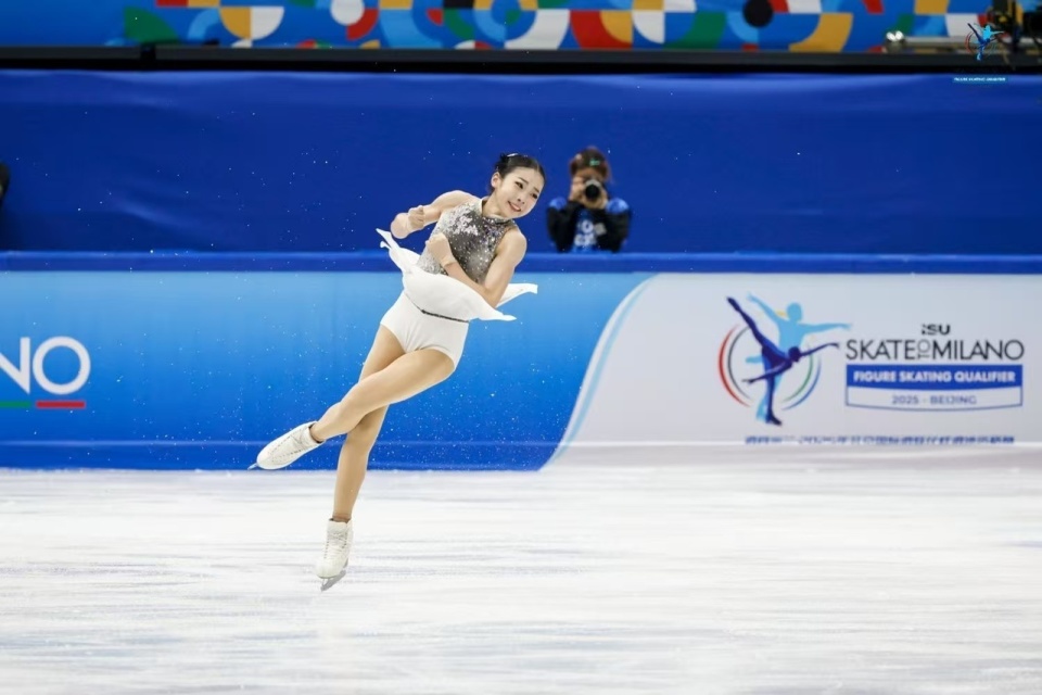 为中国队获, 个冬奥会花, 有一些距离