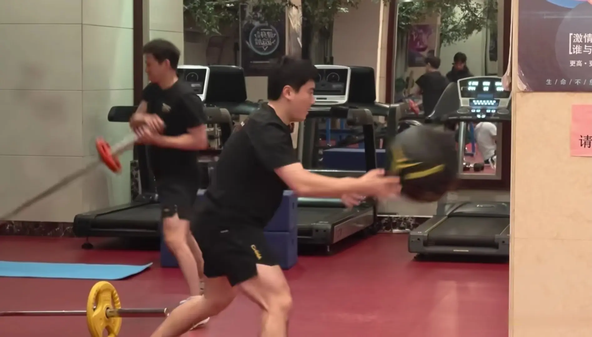 alt, 话也不紧张